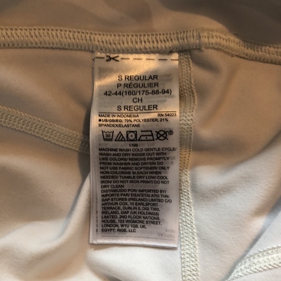 GAPFit Workout Bra and Leggings-Small - Picture 8 of 9